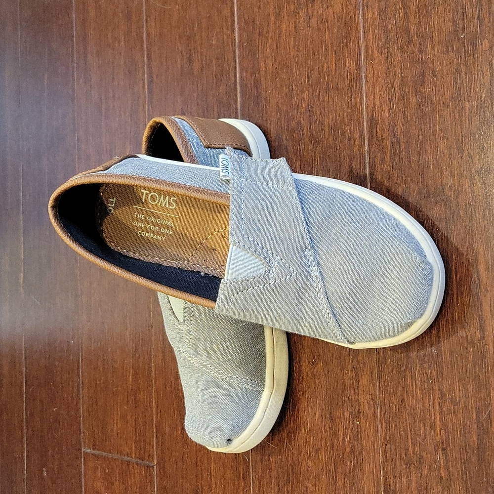 Boys Toms